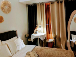 Sun and Moon D'wood air residences makati